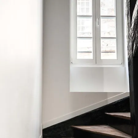 Apartment Cyrano - Le Logis Du Poete, Au Coeur Du Centre Historique *